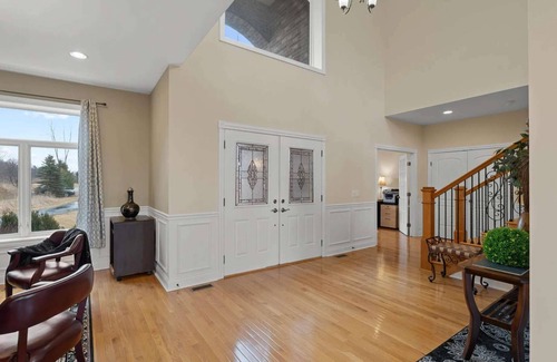 Whittaker House | Luxury Ann Arbor Stay | Theater Gym Game Room Spa