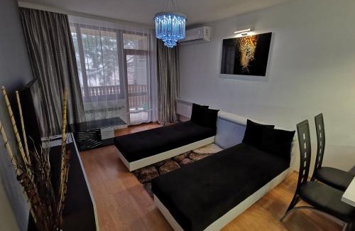 Maritsa Apartment | Luxury Apartament in "Sequoia" 2