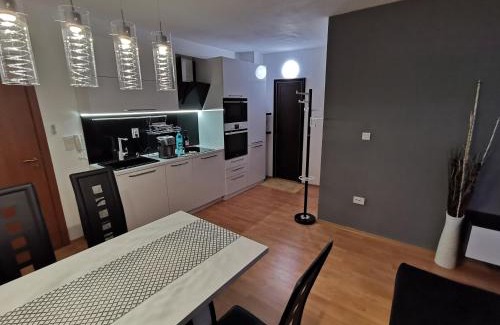 Maritsa Apartment | Luxury Apartament in "Sequoia" 2