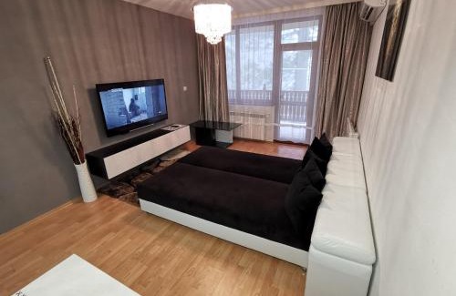 Maritsa Apartment | Luxury Apartament in "Sequoia" 2