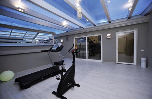 Sant'Antonio Abate Apartment | Luxury Apartment Della Marca