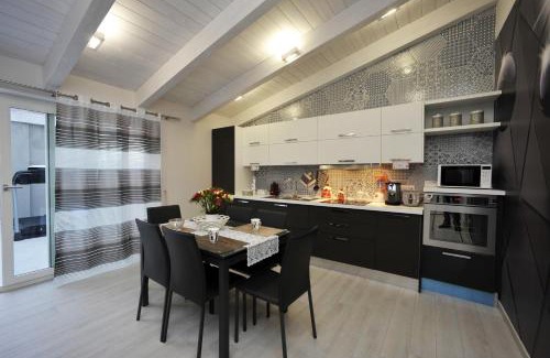 Sant'Antonio Abate Apartment | Luxury Apartment Della Marca