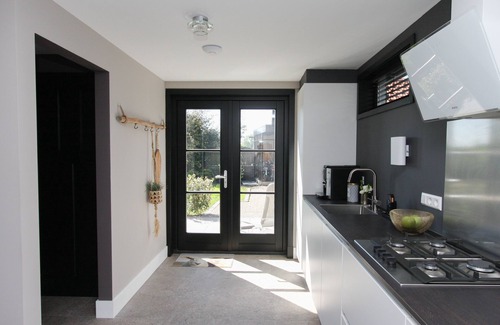 Nieuwe Wetering Bed & Breakfast | Luxury apartment Lisse-Schiphol Amsterdam airport