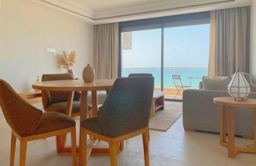 Secteur Touristique Apartment | Luxury Apartment 105sqm Terrace Seafront WIFI Unlimited