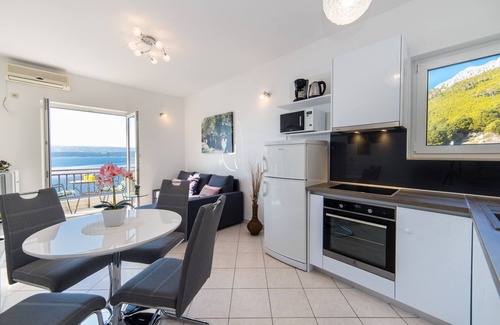 Lokva Rogoznica Apartment | Luxury Apartment A1 With Swimming Pool, Whirlpool And Sea View