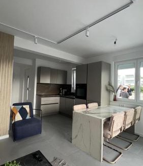 Zrce Apartment | Luxury apartment Black Pearl Beluga with private Pool and Jacuzzi