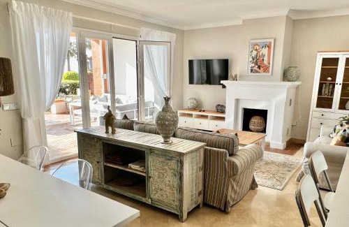 Bahia de Casares Apartment | Luxury apartment in La Perla de la Bahia, Bahia de Casares