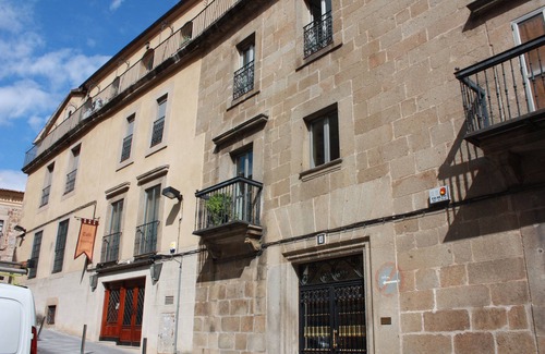 Plasencia Apartment | Luxury apartment of 250 meters in the center of Plasencia of large spaces.
