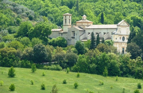 Spoleto Apartment | Luxury Apartment with balcony views in Historic City Centre