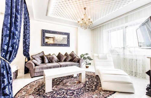 Tsentralny District Apartment | Luxury Apartment with Private Terrace