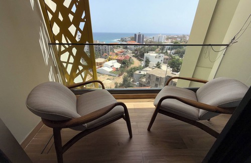 Yof Apartment | Luxury apartment with rooftop, games room, 5 min from the beach
