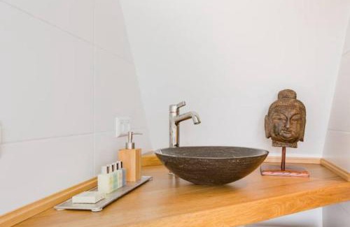 Vissershaven Apartment | Luxury apartment within 30 meters of the harbour Scheveningen