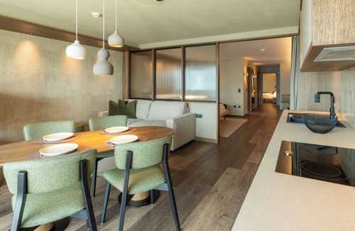 Tirolo Apartment | Luxury apartments in the center of Dorf Tirol - quiet location. 201