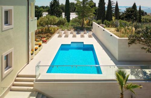Mejasi Bed & Breakfast | Luxury Apartments Villa Klara