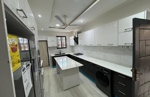 North Ridge Apartment | Luxury Apt