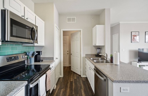 Briargate Apartment | Luxury Apt, Gym, Pool, Attached Garage, Spacious