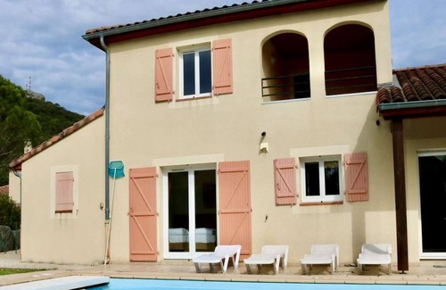 Vallon-Pont-d'Arc Villa | Luxury Ardeche Villa | Villa Alize | 5 Bedrooms | Private Pool | Perfect for.