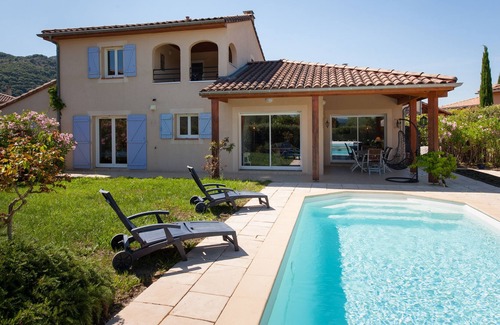 Vallon-Pont-d'Arc Villa | Luxury Ardeche Villa | Villa Alize | 5 Bedrooms | Private Pool | Perfect for Families
