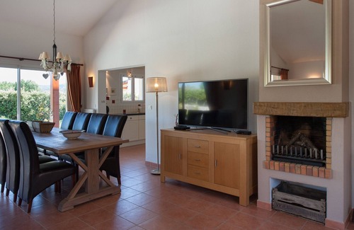 Vallon-Pont-d'Arc Villa | Luxury Ardeche Villa | Villa Alize | 5 Bedrooms | Private Pool | Perfect for Families
