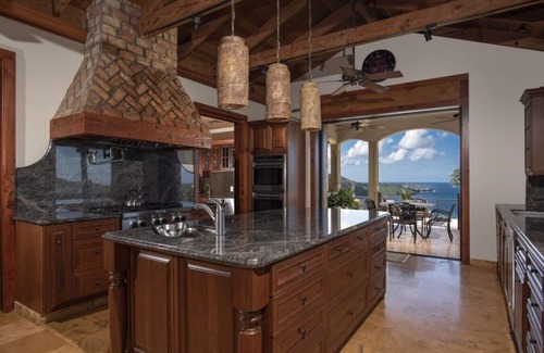Rosendal Villa | Luxury at its Finest Stunning Estate Sherpenjewel
