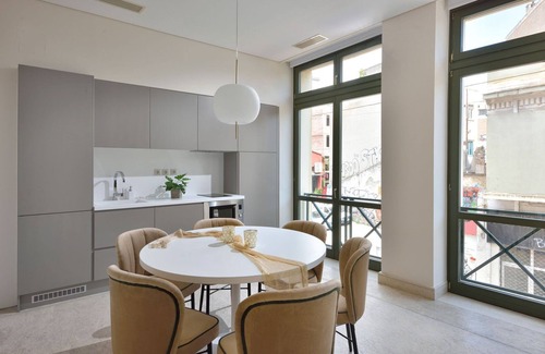 Thissio Villa | Luxury Athens Villa | 2 Bedrooms | Villa Yamamoto | Thissio View | Platia Agion.
