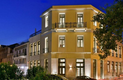 Thissio Villa | Luxury Athens Villa | 2 Bedrooms | Villa Yamamoto | Thissio View | Platia Agion.
