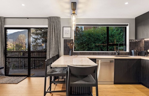 Arrowtown Apartment | Luxury Away - Arrow Lodge