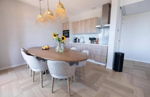 Workum Resort | Luxury Beach Apartment | 8 Pers.