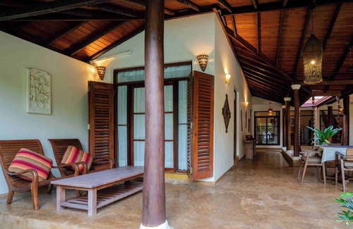 Morakatiyara Villa | Luxury Beach Villa Ocean View 4BR