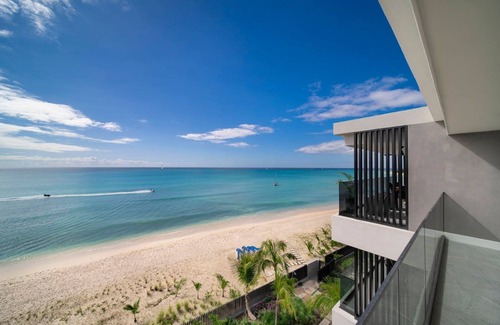 Brighton Apartment | Luxury Beachfront Condo - Allure 501
