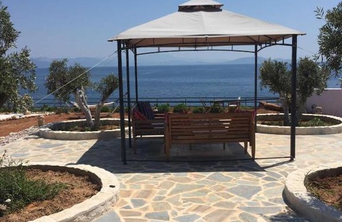 Rafina-Pikermi House | Luxury beachfront appartment in Attika
