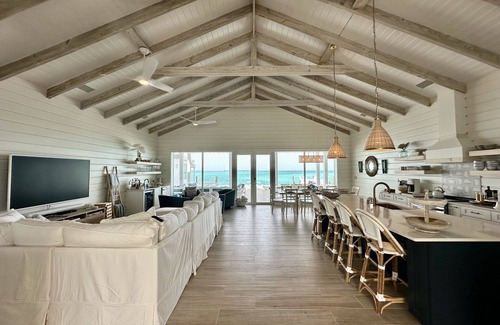 Tar Bay House | "Luxury beachfront paradise with incredible blue vistas!
