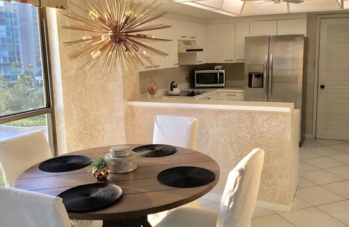 Park Shore Condo | Luxury beachfront spacious 2 bedroom, 2 bath Naples condo with 5 star amenities!