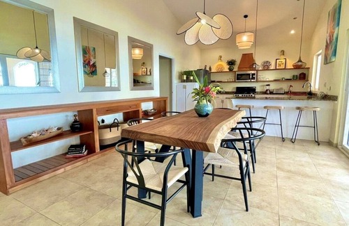 Big Creek Villa | Luxury Beachfront Villa & Pool