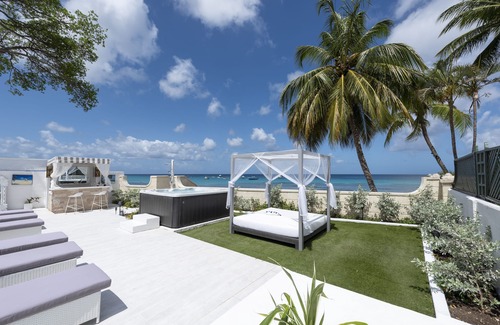 Reeds Bay Villa | Luxury Beachfront Villa - Cook & Housekeeper included