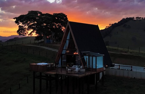 Itanhandu Cabin | Luxury Cabin in the Mountains - Lavender Cabin