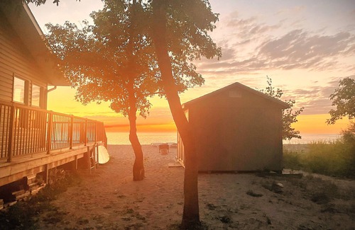 Saint Ambroise Cabin | Luxury Cabin with Private Beach. Right on the water!