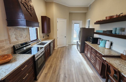 Adairsville Other | Luxury Castle at Kingston