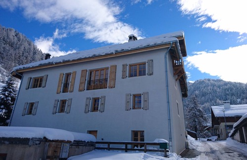 La Roche Ski Chalet | Luxury chalet 200M to the piste/restaurant/ski shop, with wifi