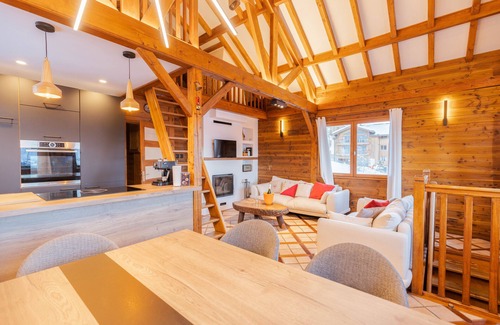 Cognet Ski Chalet | Luxury chalet in Alpe d'Huez at the foot of the slopes, close to shops