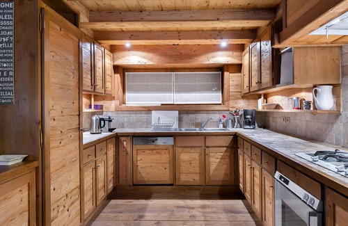 Meribel Ski Chalet | Luxury chalet in Méribel with sauna, near the slopes