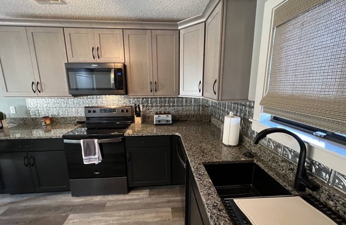 Monroe City Condo | Luxury condo at Mark Twain Lake