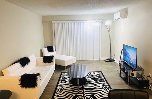 Lenox Condo | Luxury Condo in prime location