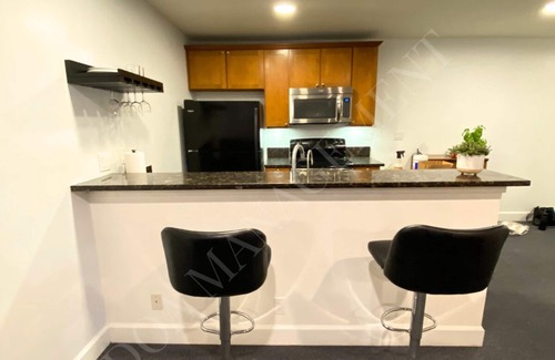 Westwood Condo | Luxury condo in the heart of LA