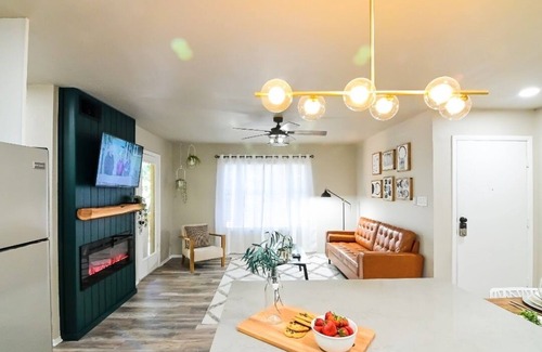 North Shoal Creek Apartment | Luxury Condo Nestled in the Trees.