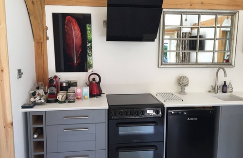 Pulborough Cottage | Luxury cottage sleeps 2 close to South Downs National park , coast and Goodwood