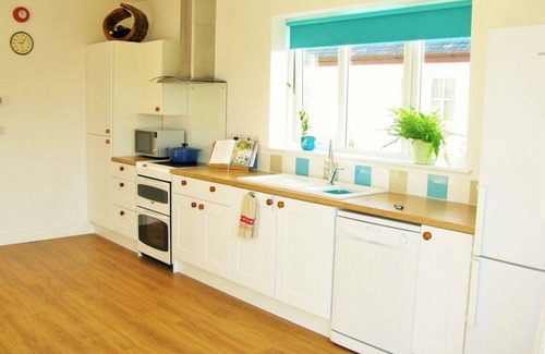 Crantock Apartment | Luxury Crantock Apartment, just 10 mins from the beach.