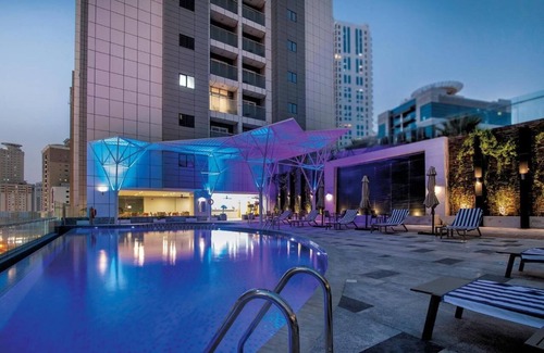 Al Khan Apartment | Luxury Deluxe Suite Near Sharjah Expo Center SHJ