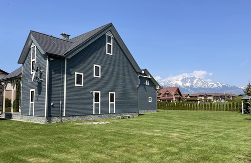 Stara Lesna Ski Chalet | Luxury detached chalet 5 mins from the mountain resort