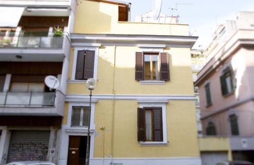 Esquilino Apartment | Luxury Domus